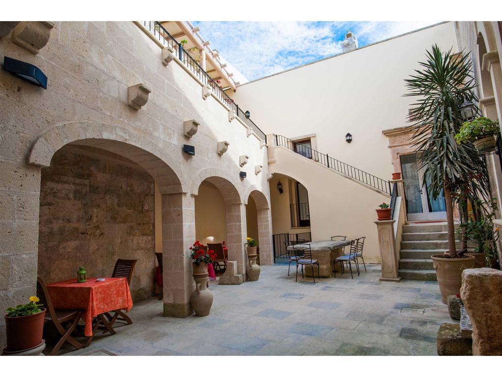 Palazzo Mellacqua Castiglione d'Otranto Екстериор снимка